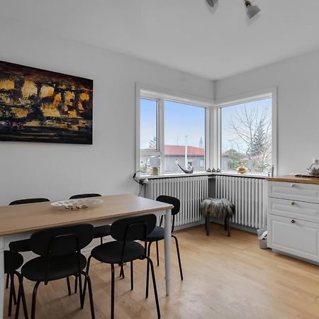 Cozy 2Br Apartment Reykjavík Kültér fotó